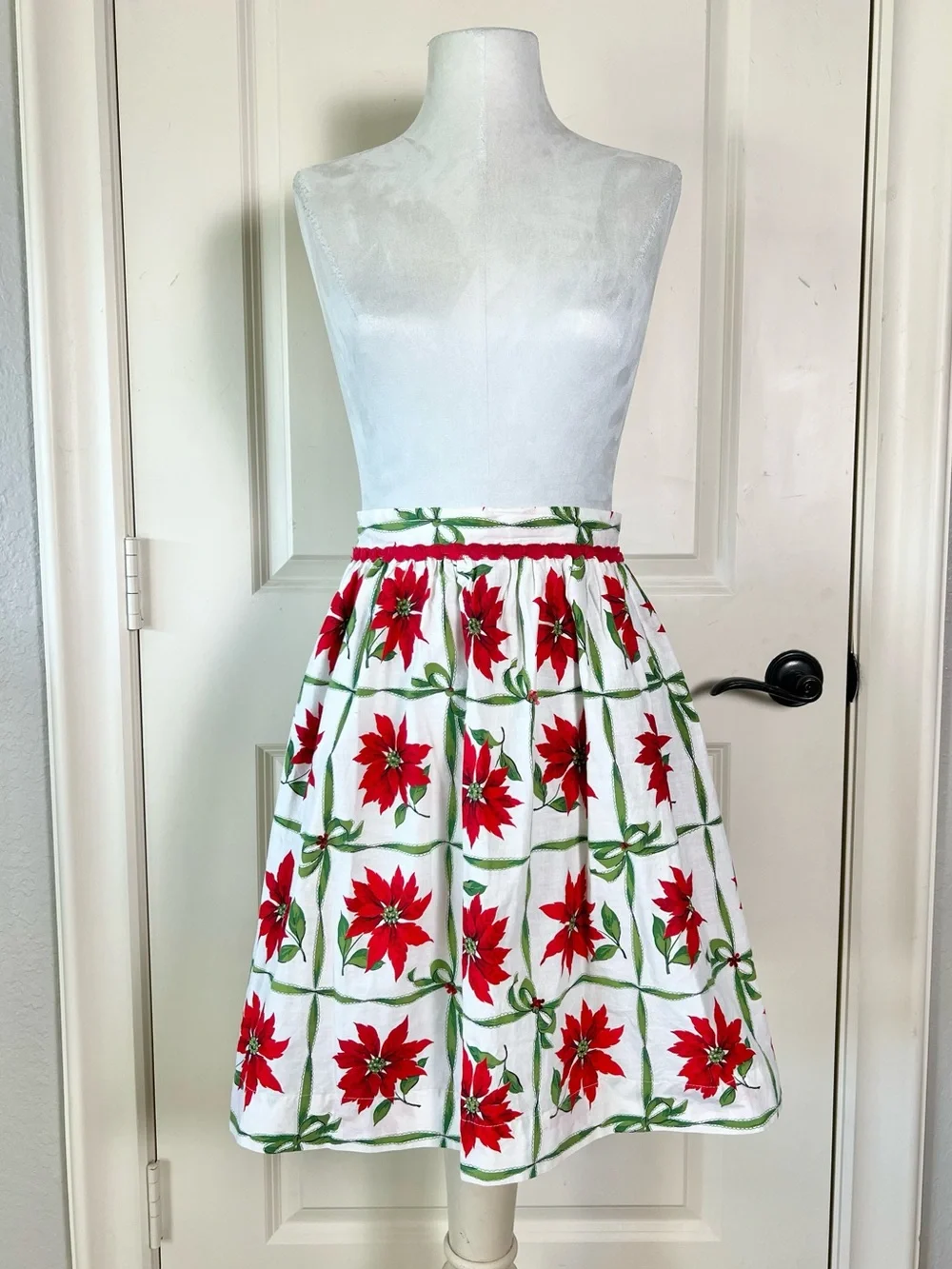 Vintage MCM Christmas Half Apron Red Poinsettia Kitschy Holiday Retro